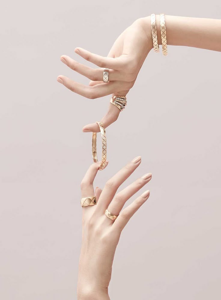 Read more about the article Best Jewelry Brands in India, Pakistan & Bangladesh (2025 Luxury & Budget Picks)